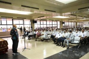 Kerja Dimulai, BP Batam Serahkan SK Pegawai ke PT Bandara Internasional Batam