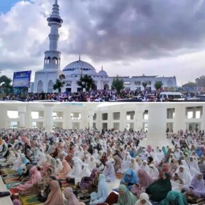 Ribuan Jamaah Salat Iduladha Padati Masjid Sultan Mahmud Riayat Syah Batam