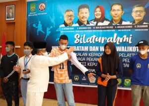 Semangat HMR & Marlin, Lepas Atlet Muda Batam Raih Juara Umum di Popda Kepri