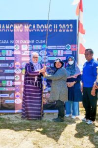 Gerakkan Ekonomi Warga Teluk Mataikan, Marlin Support Festival Mancing Ngarong