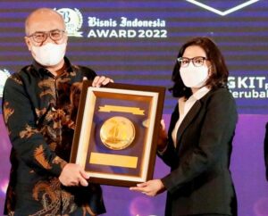 Disaksikan Menko Airlangga dan Menperin, BP Batam Boyong Bisnis Indonesia Award