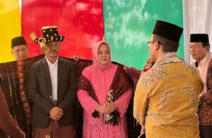 GALERI FOTO: HMR Resmi Ditabalkan Marga Harahap, & Marlin Marga Boru Nasution