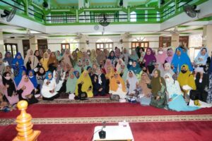 Marlin Jadikan Pembinaan Akhlak Mulia Ajang Motivasi Ibu-ibu untuk Hadapi Tantangan