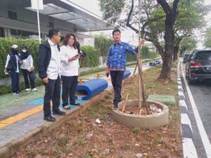 Cek Lapangan, HMR Target Bulan Depan Pedestarian Engku Putri Rampung dan Hijau