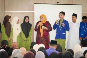 Bangun Literasi Digital, Marlin Beri Kiat Cerdas Digital ke Ribuan Pelajar MAN 1 Batam