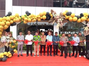 HMR Sambut Resto Garuda Buka di Batam, Kini Makan Nasi Padang Bisa Drive Thru