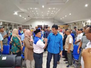 HMR Sapa Masyarakat Batuaji, sambil Serahkan Insentif untuk Ketua RT/RW