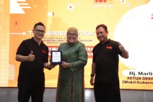 WARTA FOTO: Wagub Marlin Hadiri Pelantikan Pengurus IMA Chapter Batam