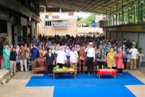 WARTA FOTO: Wagub Marlin Contohkan Kebiasaan Baik Pilah Sampah dari Rumah