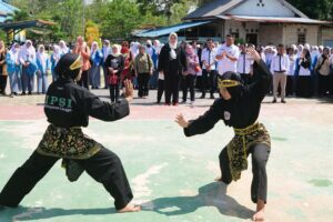 WARTA FOTO: Serunya Kolaborasi Wagub Marlin di SMK Negeri 1 Dabo Singkep