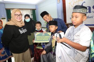 WARTA FOTO: Wagub Marlin Buka Khitanan Sempena Hari Bhakti Ke-51 BP Batam