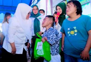 Sifat Keibuan Marlin Bikin Anak-anak Penyandang Disabilitas Tersenyum & Nyaman