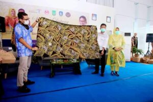 Belajar pada Menteri Sandiaga, Lihat Kinerja Wagub Marlin Bagus, Langsung Beri Dukungan
