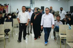 WARTA FOTO: Wagub Marlin Apresiasi Lomba Debat Intelektual FH Unrika