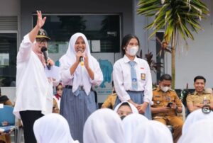 Aktivitas Wagub Marlin Berbagi Motivasi & Bangun Karakter dengan Pelajar SMA Dilarang