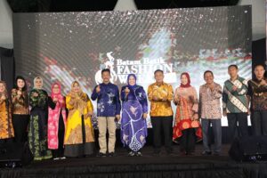 WARTA FOTO: Spektakuler, Marlin Gelar Batam Batik Fashion Week di Tanjungpinang