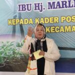 WAGUB Marlin, memberi sambutan di sela penyerahan bibit cabai kepada masyarakat, Kamis (8/12/2022).