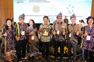 HMR Sabet Penghargaan REI atas Prestasi dalam Percepatan Izin Perumahan