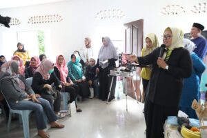 WARTA FOTO: Buka Aura Perempuan, Wagub Marlin Buka Pelatihan Tata Rias di Seipanas
