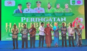 Peringati Hari Ibu Bersama Marlin, HMR Sebut Ibu Sosok yang Wajib Dimuliakan