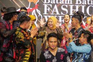 Dahsyatnya BBFW: Batam Bukan Kota Batik, tapi Marlin Bikin Batik Batam Mendunia