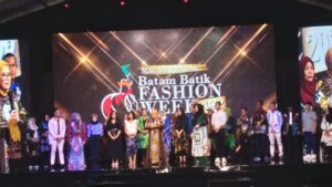 Puncak BBFW, Marlin Buktikan Kreativitas dan Kolaborasi Bisa Ciptakan Hal Luar Biasa