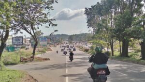 WARTA FOTO: Megahnya Jalan Gajah Mada Tiban, Lalulintas pun Satset-satset Tak Macet