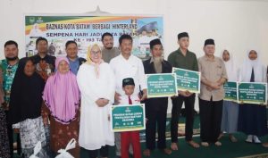Dukung Langkah “Kecil” tapi Dahsyat, Wagub Marlin Salurkan Bantuan BAZNAS di Galang