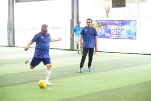 Tendangan Kak Jefridin Buka Turnamen Futsal Antar-Kwarran se-Kwarcab Batam