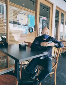 INSPIRASI JUMAT: Keluh-kesah di Media