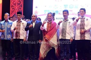HMR Beberkan Sasaran Pembangunan di Pelantikan Pengurus IKABSU Kota Batam