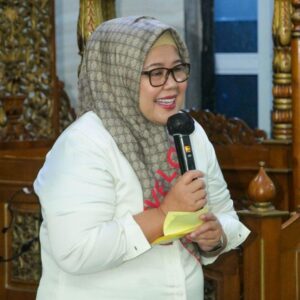 Multitasking dan Jadi Tiang Negara, Marlin Bina Kaum Perempuan Lebih Smart & Tangguh