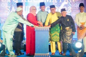 WARTA FOTO: Bersama HMR, Wagub Marlin Buka STQ Kecamatan Sagulung
