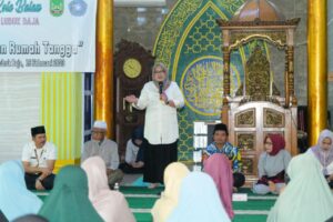WARTA FOTO: Wagub Marlin Bina Akhlak Mulia, Perkuat Peran Ibu di Tanjunguma