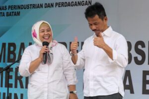 Marlin Bagikan Sembako Bersubsidi, Bukti Nyata Upaya HMR Sejahterakan Masyarakat