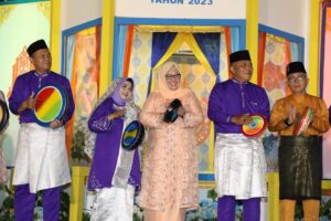 WARTA FOTO: Wagub Marlin Semarakkan Pembukaan STQH Kota Tanjungpinang 2023