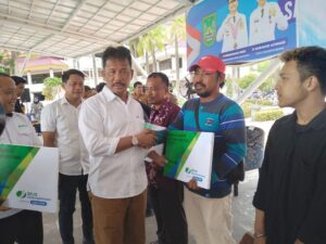 HMR Kembali Bagi-bagi Kartu BPJS untuk Nelayan, Iurannya pun Sudah Dibayar