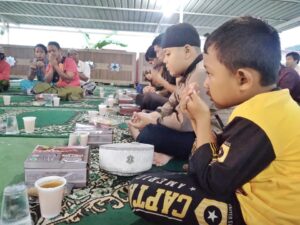 MOZAIK RAMADAN: Nuansa Buka Bersama di Masjid Agung Sementara Batam
