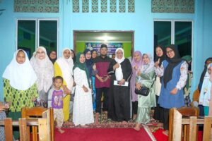 WARTA FOTO: Marlin Berbagi Bersama Baznas di Musala At Taqwa, Pulau Nipah
