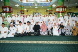 WARTA FOTO: Safari Ramadan di Masjid Al-Muhajirin, Batumerah, Marlin Terus Berbagi