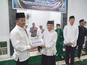 SAFARI RAMADAN: HMR Bantu Bangun Toilet & Tempat Wudu Wanita Masjid Ibrahim