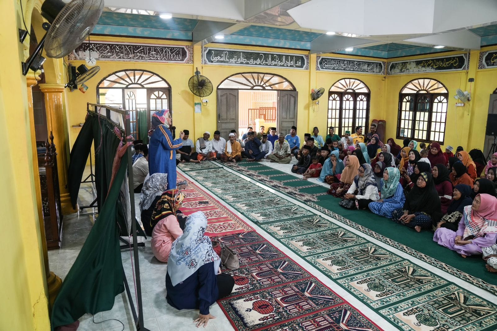 341687879_2337481499745670_5629673446775192922_n