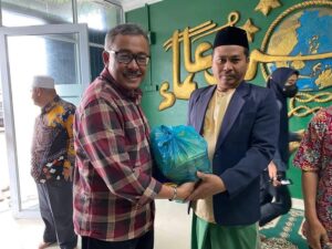 Dibagi Jefridin, dari Baznas Kota Batam, untuk Pengurus Cabang Nahdlatul Ulama
