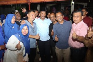 Tawaduk & Penuh Keakraban Warnai Halal Bihalal HMR & Marlin dengan Warga Sekupang
