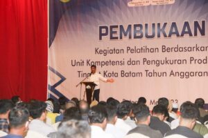 Banyak Investasi Masuk ke Batam, HMR Ajak Peserta Pelatihan Disnaker Bina Kompetensi