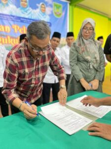 Sama-sama Keluarga Nelayan, Jefridin Beri Konsep Kesejahteraan saat Lantik KUB MBM