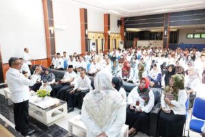 Jefridin Ingatkan Kepala Sekolah Harus Khatam Aturan PPDB & Sistem Selalu Online
