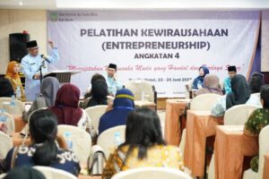 Buka Pelatihan Kewirausahaan, Visi Jefridin: UMKM Punya Daya Saing dan Strategi Pasar Kuat