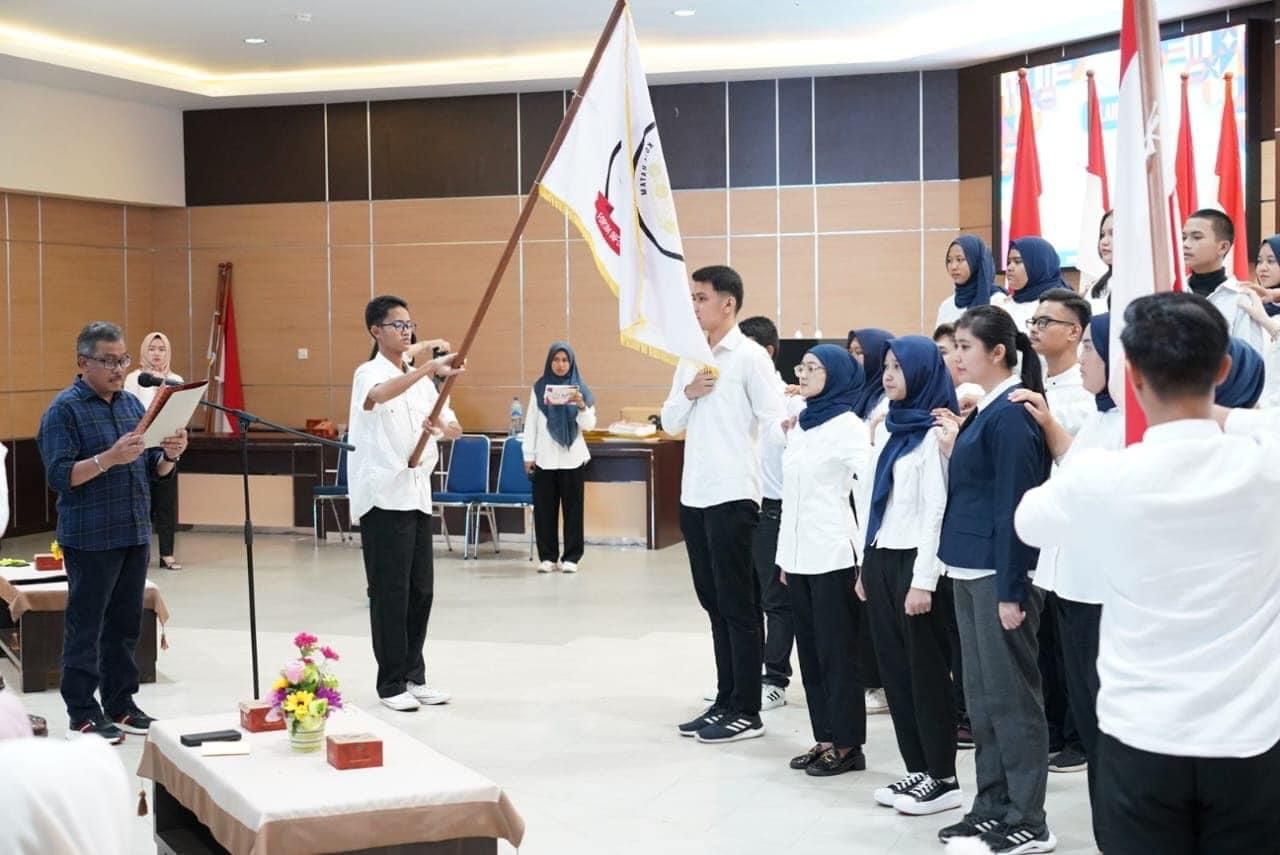 remaja komponen pembangunan batam