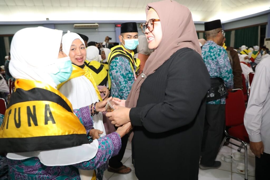 jemaah haji debarkasi batam